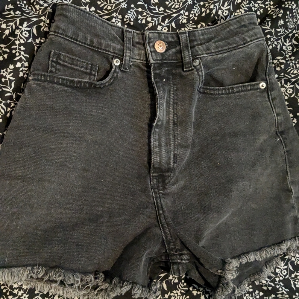 Like new black denim shorts